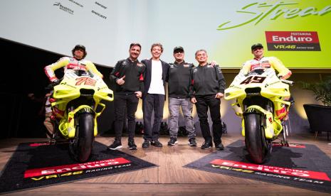 PT Pertamina (Persero) akan mendatangkan dua pembalap Pertamina Enduro VR46 Racing Team jelang pelaksanaan Pertamina Grand Prix of Indonesia 2024.