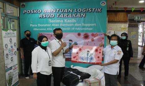 PT Perusahaan Perdagangan Indonesia (Persero) atau PPI menyalurkan bantuan berupa Alat Pelindung Diri (APD) untuk tenaga medis di Rumah Sakit Umum Daerah (RSUD) Tarakan.