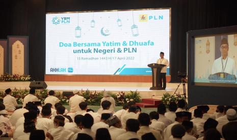 PT PLN (Persero) terus meningkatkan pemberdayaan ekonomi masyarakat salah satunya melalui Yayasan Baitul Maal (YBM) PLN. Pada tahun ini, YBM PLN mentargetkan ada 96 kelompok usaha masyarakat dengan nama Kelompok Usaha Cahaya (KUC) yang terbentuk melalui dana zakat, sedekah, dan wakaf yang dikumpulkan dari seluruh insan PLN. 