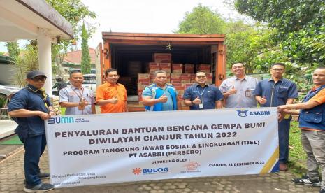 PT Pos Indonesia, Bulog dan PT Asabri (Persero) melalui kantor cabang Bandung menyerahkan bantuan kepada korban bencana gempa bumi Cianjur bertempat di Posko Satgas Bencana BUMN Wilayah Jawa Barat. Adapun penyaluran bantuan yang dilaksanakan pada 21 Desember ini merupakan bagian dari program tanggung jawab sosial dan lingkungan perseroan.