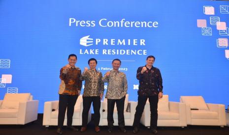 PT Premier Qualitas Indonesia bersama dengan PT Sri Pertiwi Sejati hadirkan Premier Lake Residence, sebuah hunian tropis modern yang berlokasi di Cikarang, tepatnya di kawasan Cinity (Cikarang International City). Premier Qualitas Indonesia sebagai perusahaan pengembang properti di Indonesia yang selalu mengedepankan kualitas dan fungsional sebuah hunian berupaya merespon kebutuhan pasar terutama generasi Millenial melalui Premier Lake Residence. 