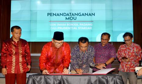 PT Prudential Sharia Life Assurance (Prudential Syariah) menjalin kemitraan strategis dengan Universitas Islam Negeri (UIN) Imam Bonjol, Kota Padang. 