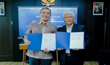 PT Pupuk Indonesia (Persero) semakin serius mendukung pengembangan ekosistem energi bersih masa depan melalui clean ammonia dan hidrogen. Hal ini terwujud melalui penandatanganan Memorandum of Understanding (MoU) bersama Japan Bank for International Coorporation (JBIC), sebuah perusahaan milik negara Jepang. 