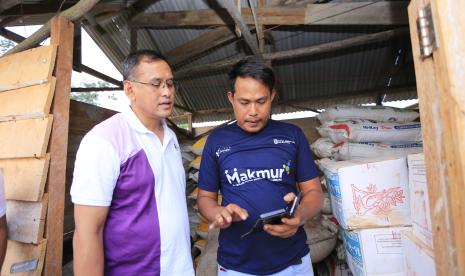 PT Pupuk Indonesia (Persero) terus meningkatkan pelayanan kepada petani nasional dengan memberikan kemudahan petani dalam menebus pupuk bersubsidi melalui sistem digitalisasi.