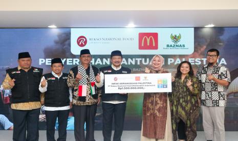 PT Rekso Nasional Food, pemegang waralaba McDonalds di Indonesia, menyumbangkan donasi kemanusiaan untuk Palestina melalui Badan Amil Zakat Nasional (BAZNAS) RI.