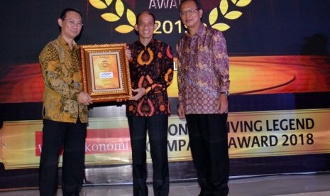 PT Sentul City Tbk yang baru saja mendapatkan penghargaan Living Legend Company Award 2018 untuk kategori Green City Initiator Company. 