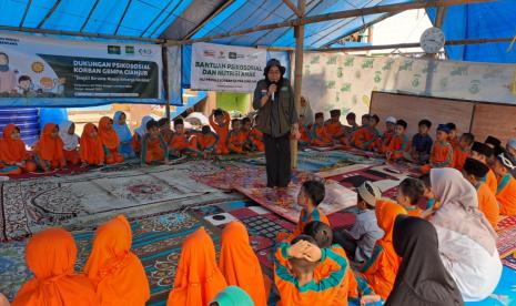 PT Sumber Alfaria Trijaya (Alfamart), NU Care-LAZISNU PBNU menyalurkan bantuan psikososial untuk warga penyintas gempa Cianjur