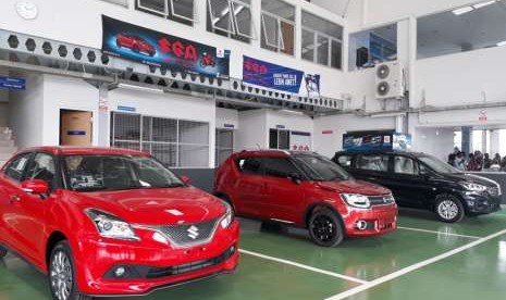 PT Suzuki Indomobil Sales (SIS) dan PT Pustaka Motor Utama meresmikan outlet Suzuki ke-325 di Kota Serang, Provinsi Banten, Selasa (21/8). Outlet melayani penjualan (sales), bengkel (service), dan menyediakan suku cadang (spareparts) kendaraan roda empat.