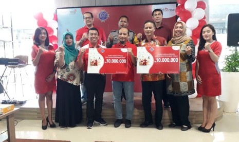 PT Telkom Regional III Jabar mengumumkan 14 pemenang undian IndiHome Milyader Paket Semarak Kebahagiaan Tahap 1