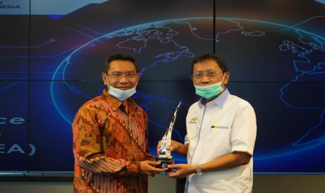 PTPN Holding menerima penghargaan di BUMN Performance Excellence Award (BPEA) 2021 dalam kategori “Mature in Technology Capability”.