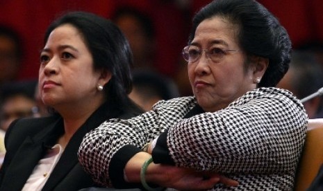 Puan Maharani bersama Megawati Sukarnoputri