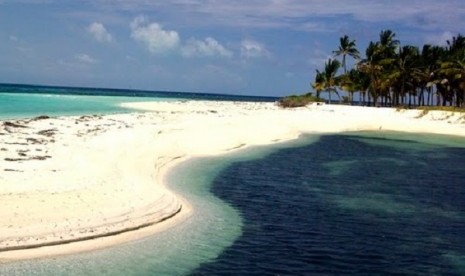 Pulau Selayar di Taka Bonerate