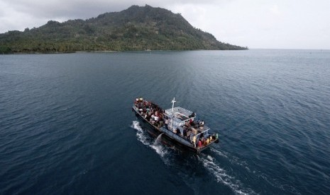  Pulau Serasan, Natuna, Kepulauan Riau.