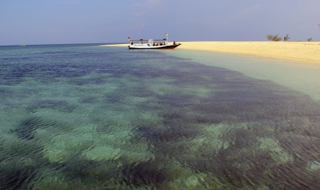 Pulau Tabuhan merupakan pulau tidak berpenghuni seluas lima hektare di Banyuwangi, Jawa Timur. Pulau tersebut memiliki daya tarik wisata yang menawarkan keindahan pantai dan laut yang masih alami.