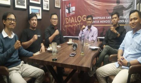 Pusat Pendidikan Khusus Organisasi Kaderisasi Kepemimpinan menggelar dialog,  