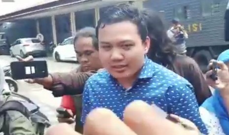 Putra sulung Wali Kota Surabaya Tri Rismaharini, Fuad Bernardi.