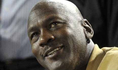 Putri kembar identik Michael Jordan lahir dari pernikahannya dengan Yvette Prieto