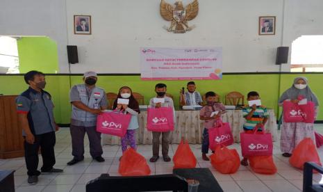 PYI menyalurkan bantuan sebagai bentuk empati kepada anak-anak terdampak Covid-19