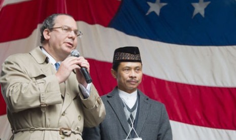 Rabbi Marc Scheiner dan Imam Shamsi A