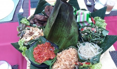 Ragam hidangan berbuka puasa dari Lynn Hotel Yogyakarta.