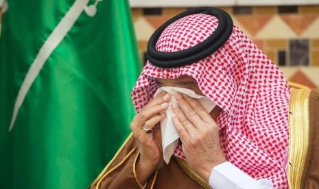 Raja Salman menangis saat pimpin prosesi shalat jenazah Pangeran Turki (foto ilustrasi). Semua Muslim berharap dimudahkan dalam  proses sakaratul maut dan meraih husnul khatimah.