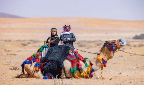 Rakayb Jubbah: Pengalaman Otentik Gurun Arab Saudi