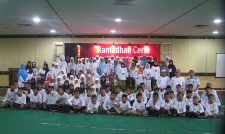 Ramadhan Ceria dari Dyandra Promosindo dan DPU Daarut Tauhiid Yogyakarta