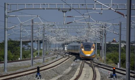 Rangkaian kereta inspeksi atau comprehensive inspection train (CIT).