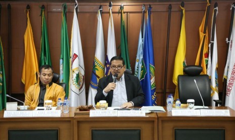 Rapat Dengar Pendapat (RDP) bersama Pemerintah Kota Makassar, Denpasar, serta Kementerian Koordinator Bidang Maritim dan Kementerian Lingkungan Hidup dan Kehutanan hari Rabu (20/9). 