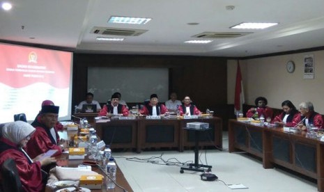 Rapat DPD membahas penetapan tersangka Irman Gusman