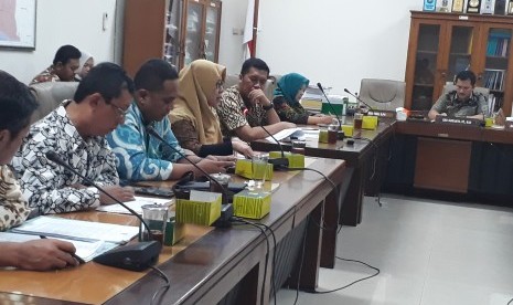 Rapat kerja Komisi A DPRD DIY dengan BPBD DIY.