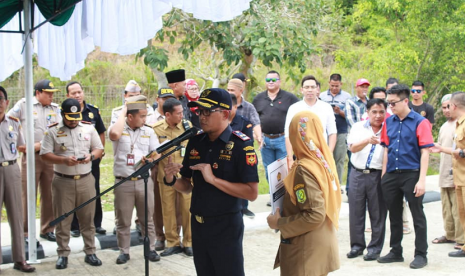 Rapat koordinasi Bea Cukai bersama Gubernur Kalimantan Barat di Pos Lintas Batas Negara (PLBN) Aruk.