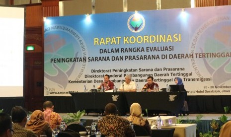 Rapat Koordinasi-Evaluasi Peningkatan Sarana dan Prasarana di Daerah Tertinggal, di Surabaya, Rabu (28/11).