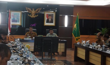 Rapat koordinasi ketersediaan pangan jelang Ramadhan.