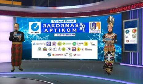 Rapat Koordinasi Nasional (Rakornas) Asosiasi Pendidikan Tinggi Informatika dan Komputer (APTIKOM) 2021 yang berlangsung secara hybrid.