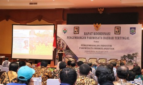 Rapat Koordinasi Pengembangan Pariwisata Daerah Tertinggal di Kota Mataram, Rabu (26/6) malam.