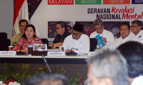 rapat koordinasi tingkat menteri yang dipimpin Menko bidang Pembangunan Manusia dan Kebudayaan (Menko PMK) Puan Maharani, 