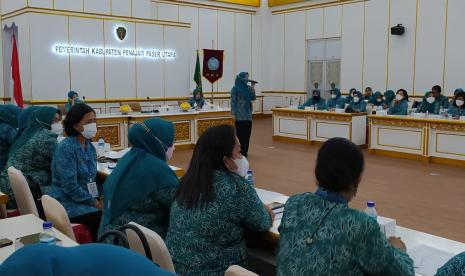 Rapat Kordinasi Nasional (Rakornas)  Pokja IV TP PKK Pusat membahas sinergitas membangun Keluarga Sehat Tanggap dan Tangguh Bencana, Rabu (14/9/2022).