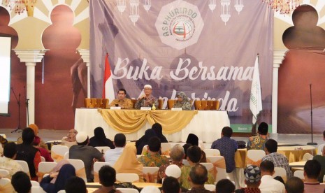 Rapat pleno dan bukber Asphurindo, di Jakarta, Senin (28/5).