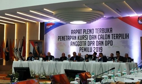 Rapat pleno terbuka penetapan hasil Pemilu 2019 pascaputusan Mahkamah Konstitusi (MK) yang digelar Sabtu (31/8)