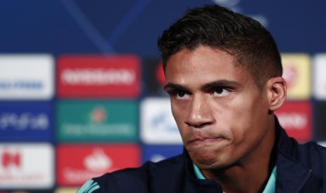 Raphael Varane meninggalkan Real Madrid.