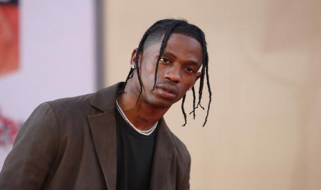 Travis Scott membantah semua tuduhan dari tragedi Astroworld yang diarahkan padanya.