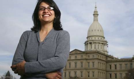 Rashida Tlaib akan menjadi perempuan muslim pertama yang dipilih menjadi anggota Kongres AS.