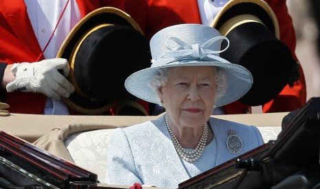 Ratu Inggris, Elizabeth II.