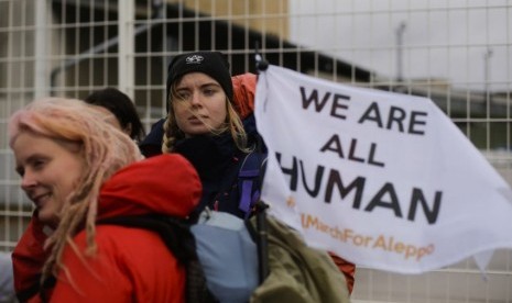 Ratusan aktivis perdamaian telah memulai perjalanan panjang mereka selama berbulan-bulan. Mereka mulai berjalan dari Berlin, Jerman menuju Suriah.