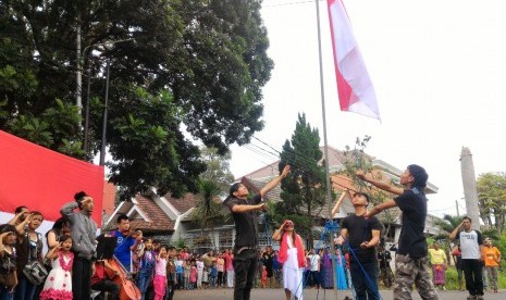 Ratusan anak jalanan di Kota Malang gelar upacara kemerdekaan