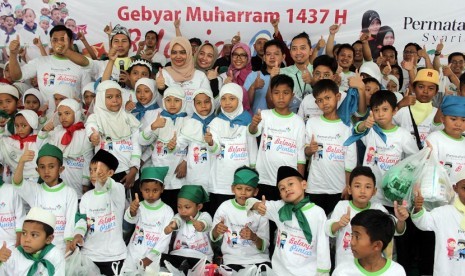 Ratusan anak yatim dan dhuafa antusias mengikuti program sosial Belanja Pintar Anak Yatim Dhuafa yang digelar PermataBank Syariah dan Yayasan  Alam Mitra Rabbani