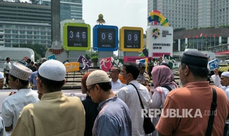 Ratusan demonstran dari berbagai kelompok masyarakat berkumpul dalam aksi bela Rohingya (ilustrasi) 