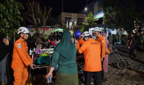 Ratusan pasien RSUD Kab Sumedang telah di evakuasi ke titik aman