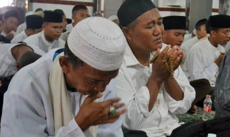 Zikir Bersmaa Sambut Tahun Baru, Adakah Manfaatnya?